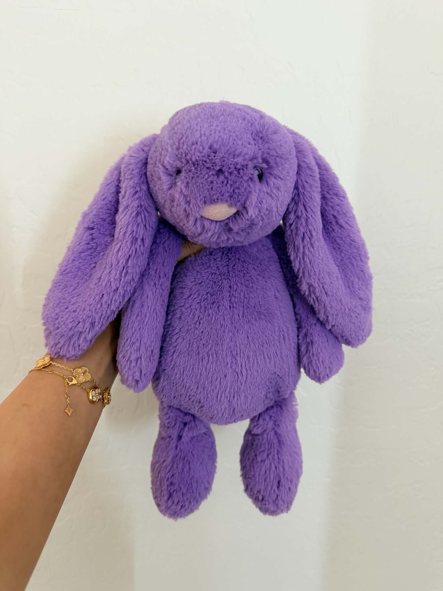 EUC Medium Bashful Iris Bunny β photo 1