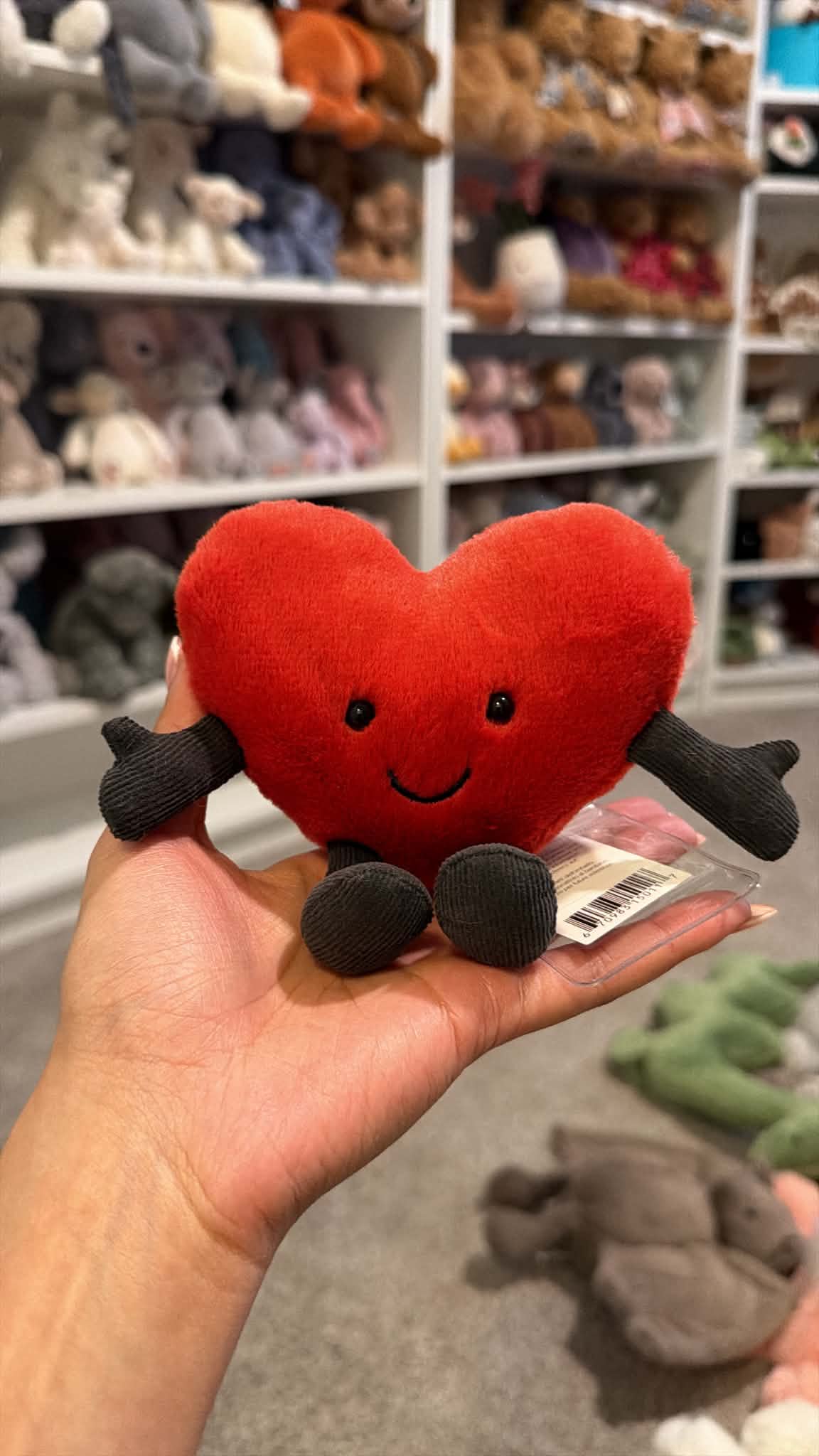 NWT Small Amuseable Red Heart β photo 1
